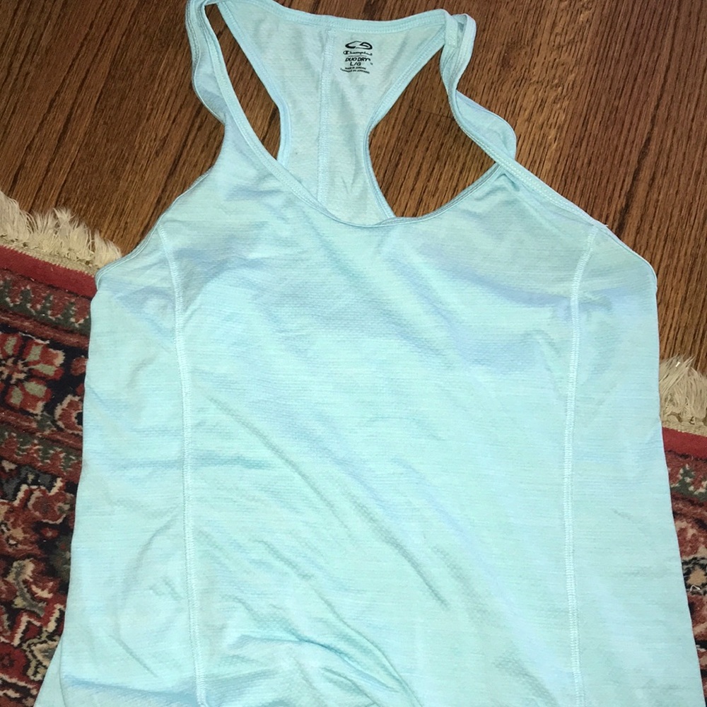 Women’s athletic top